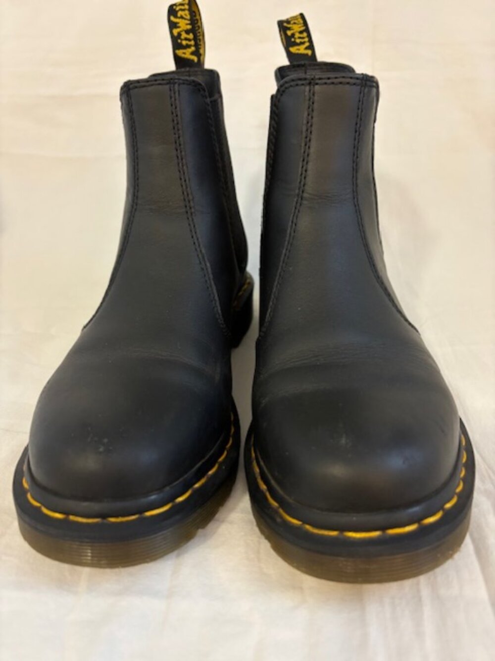 Dr. Martens 2976 Chelsea Boot Women's Size 9 US - Picture 2 of 13